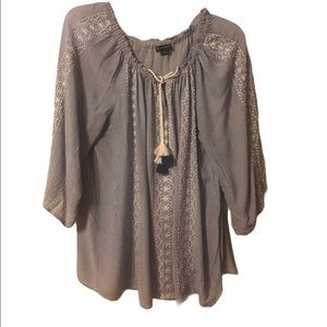 Women’s Top Size Medium